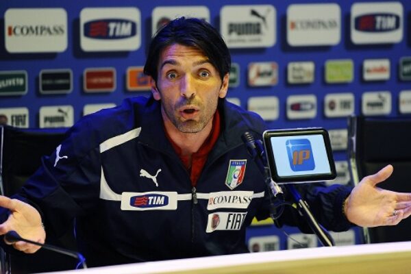 Caso Buffon. Un po’ di chiarezza, carte alla mano