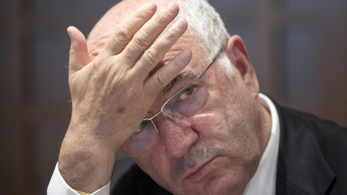Tavecchio e l’amo senza esca
